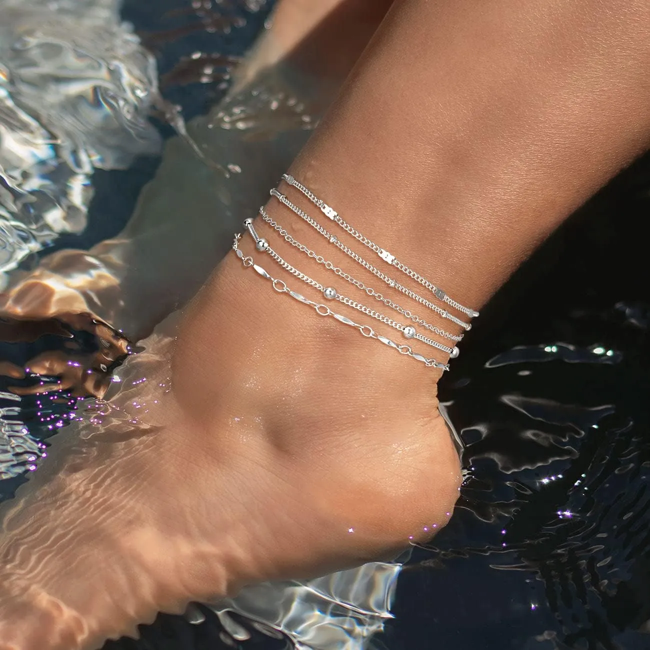 Foxgirl Gold Ankle Bracelets for Women 14K Gold Plated/Silver Anklets for Women Waterproof Minimalist Cuban Link Anklets Set Dainty Layered Ankle Bracelets Anklets for Women Gold Anklet Jewelry Gifts