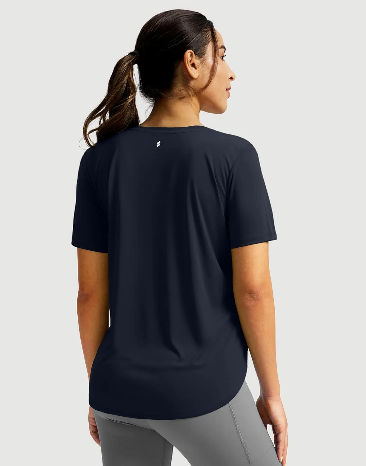 Soothfeel Women's Short Sleeve Workout Shirts UPF 50  Sun Protection Breathable Athletic Tee Tops Gym Running Yoga T-Shirts