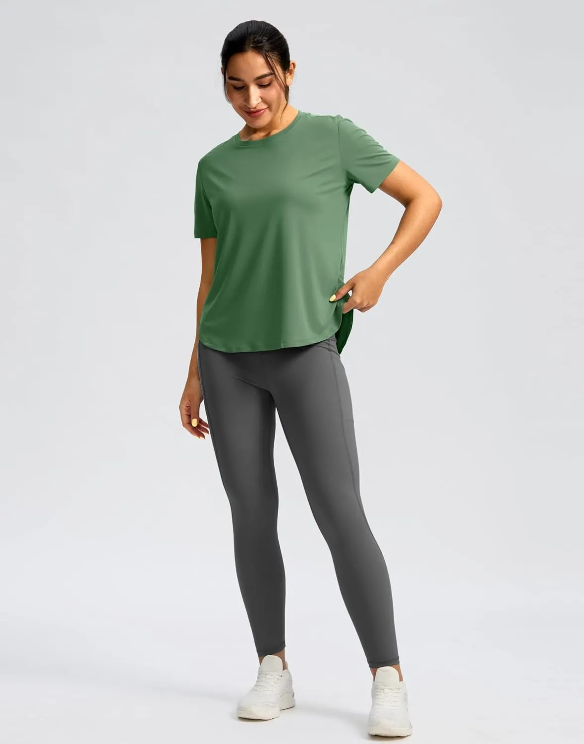 Soothfeel Women's Short Sleeve Workout Shirts UPF 50  Sun Protection Breathable Athletic Tee Tops Gym Running Yoga T-Shirts